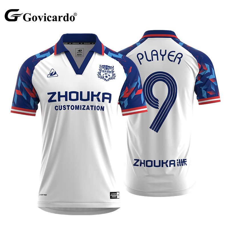New Design Breathable V-neck Collar Retro Soccer Jersey Cust