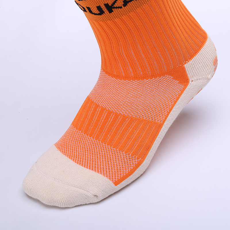 2024 New Custom Performance Sports Non-slip Athletic Soccer Grip Socks Anti-slip Football Socks for Men@详情6.jpg
