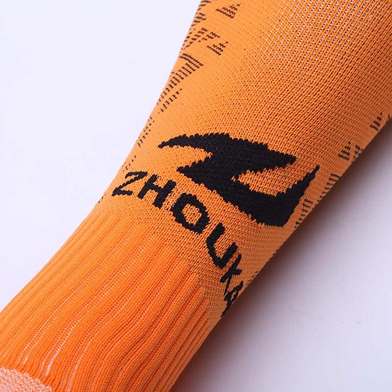 2024 New Custom Performance Sports Non-slip Athletic Soccer Grip Socks Anti-slip Football Socks for Men@详情8.jpg