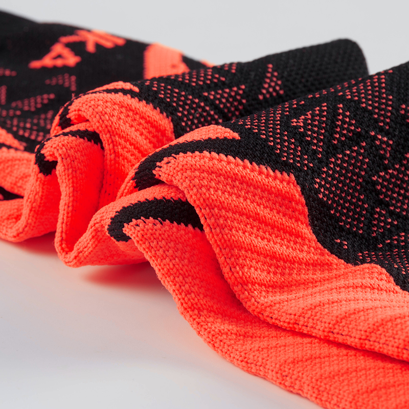 Zhouka Custom Professional Men_s Soccer Socks Non-Slip Wear-Resistant Long Tube Grip Anti-Slip Football Crew Knitted Socks@详情8.jpg