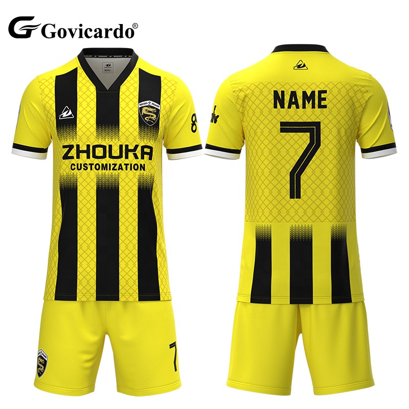 Custom Designed Classic Men's Soccer Jersey Set Breathable U