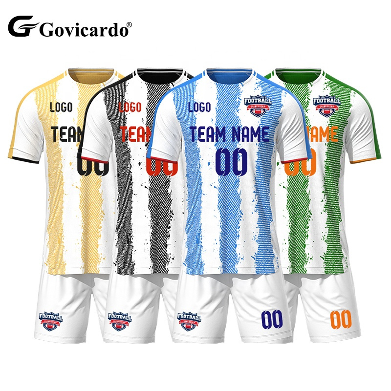 Custom 100% Polyester Breathable Men's Soccer Uniform Set Low MOQ Jersey Kits with Sublimation Team Club Logo Soccer Wear