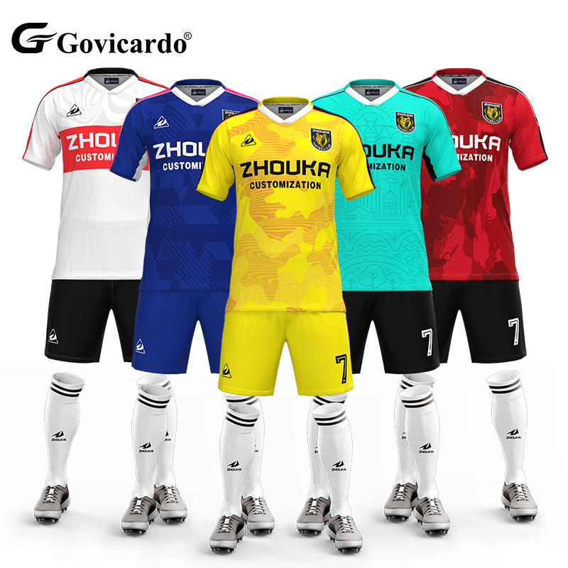 Wholesale Custom V-Neck Soccer Jersey Best Football Uniform Retro Sublimation Polyester Digital Print Team Wear