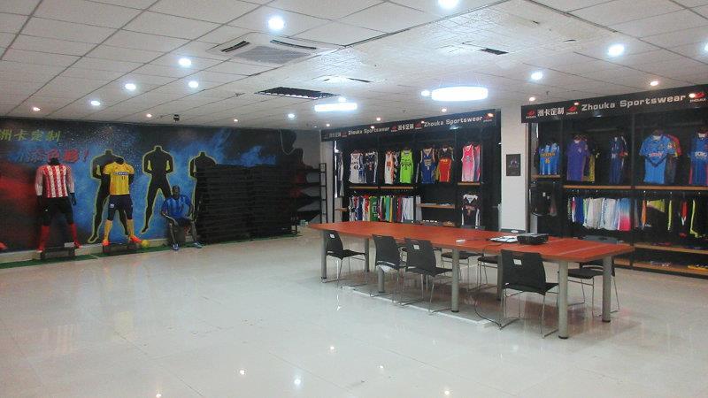 Most Popular Mens Fashionable Designer Jogging Sale Tracksuits@详情11.jpg