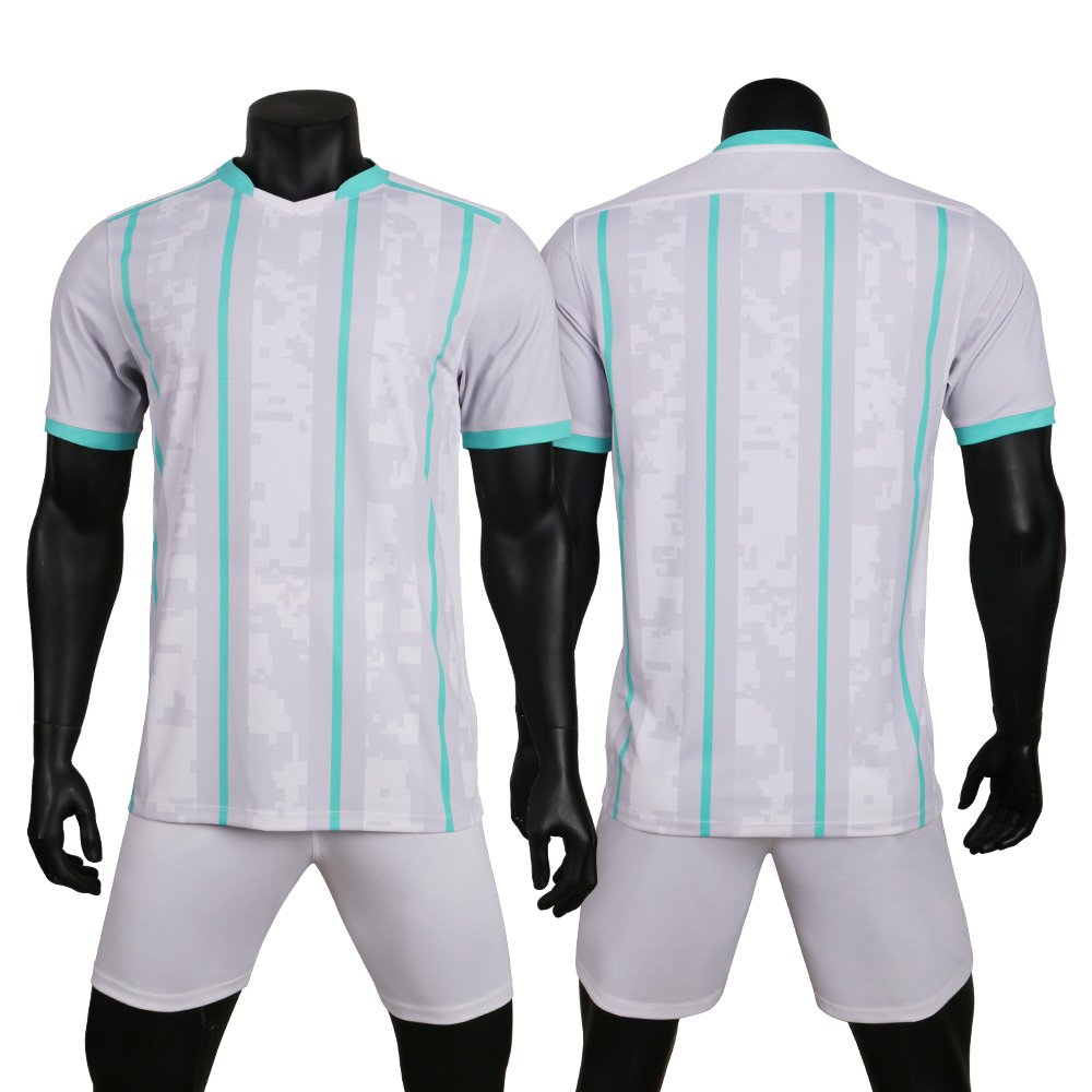 2020 High Fashionable Quick Dry Men Sportswear Football Jersey Soccer Wear Design Football Uniforms